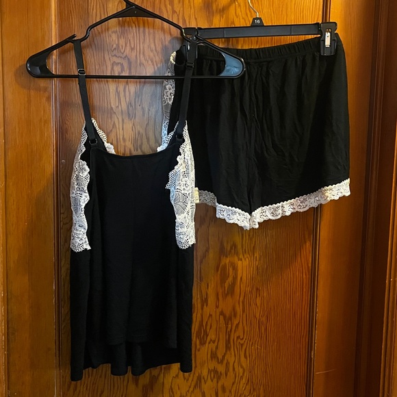 Adore Me Black/Cream Lounge Wear Size 1X - Picture 2 of 3